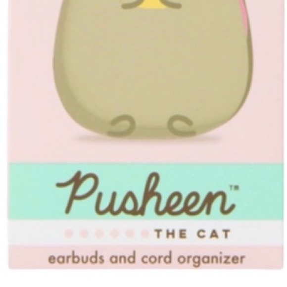 Pusheen the Cat Wired Earbuds Kawaii Pink Gray Headphones NIB New In Box - Picture 7 of 7